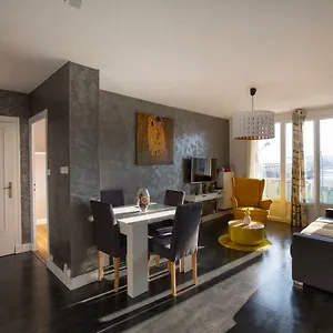 appartement-malya-parking-prive.hotels-rhonealpes.com/