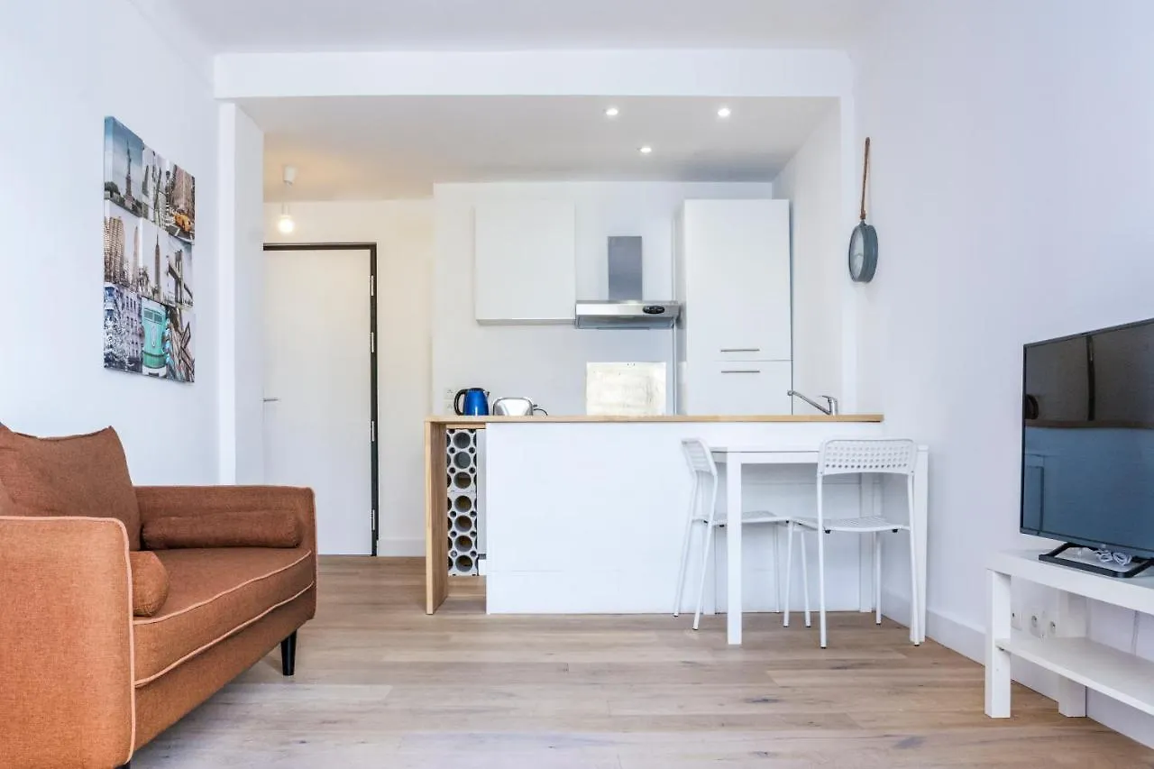 Bel Appartement Antibes 0*,  France